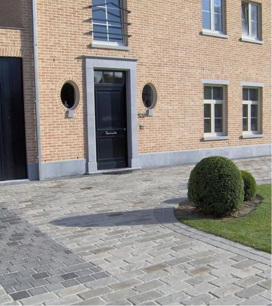 0011414_kandla-grey-natuursteen-plavuizen-20x14x5-7-cm.webp