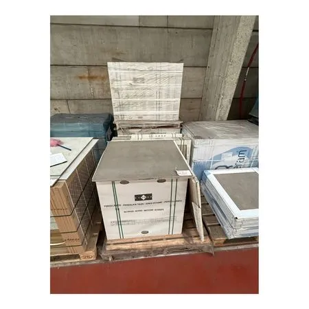 BLOCK GREY RECT. STOCK.webp