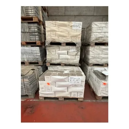 PARK AV. BASALTO FLAMET STOCK.webp