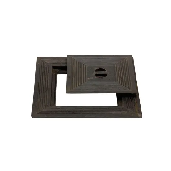 0011307_gietijzer-putdeksel-30x30-cm-enkel_550.webp
